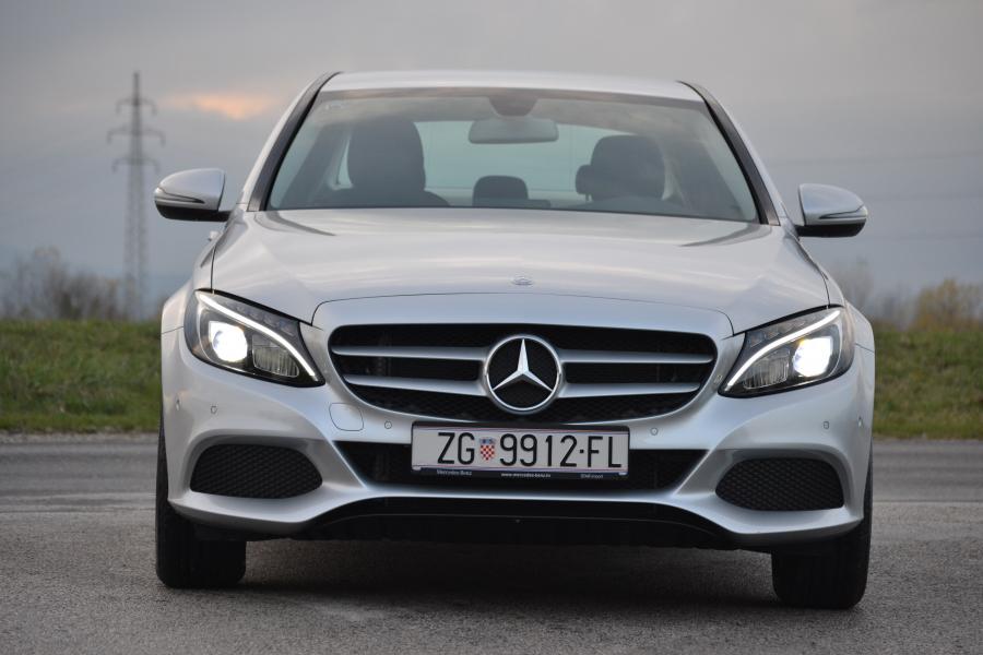  Mercedes-Benz C180 d Avantgarde Line 2014 года  (WW) (фото 2 из 17)